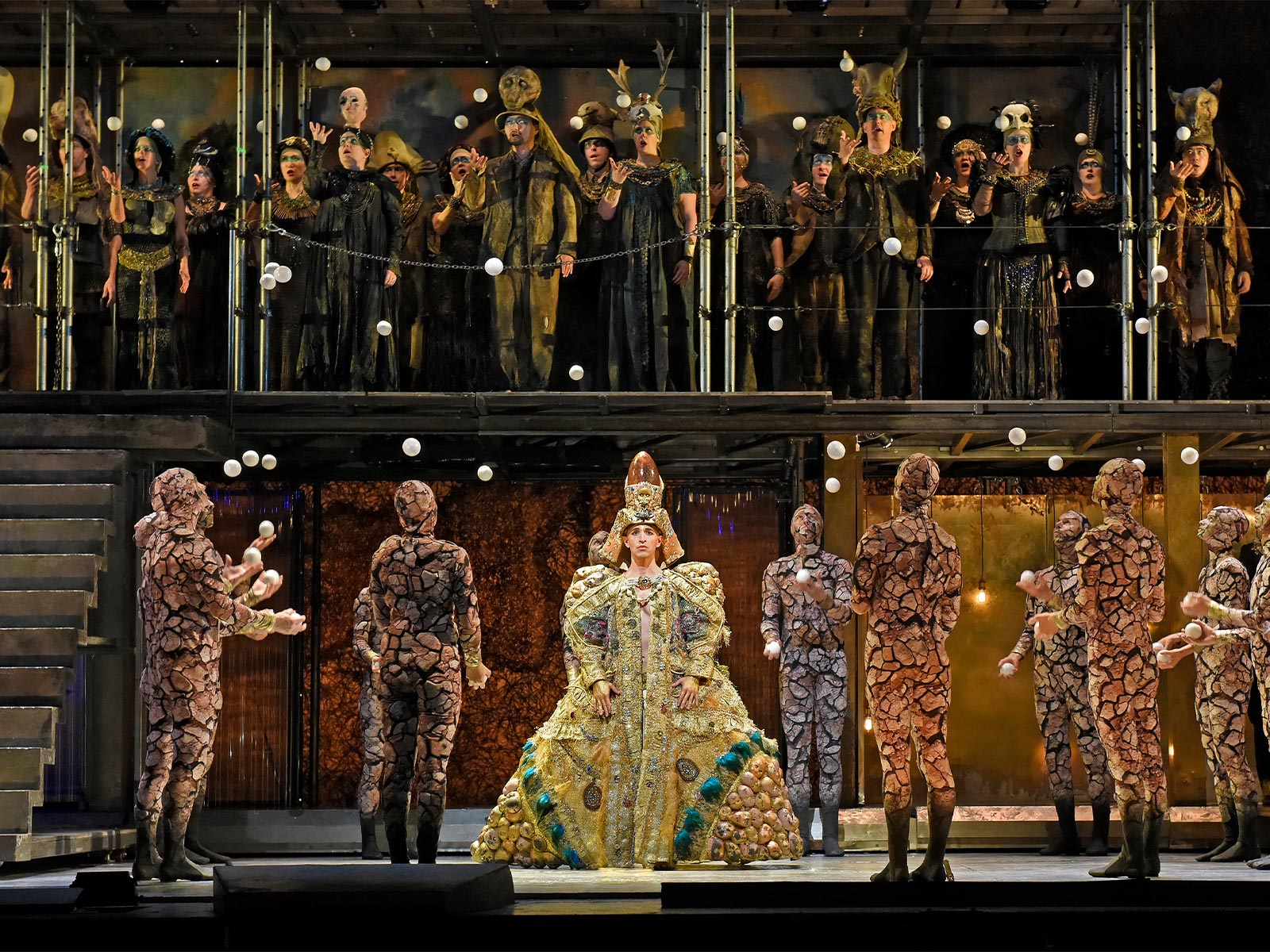 Akhnaten_2218 cr Karen Almond-Met Opera.jpg